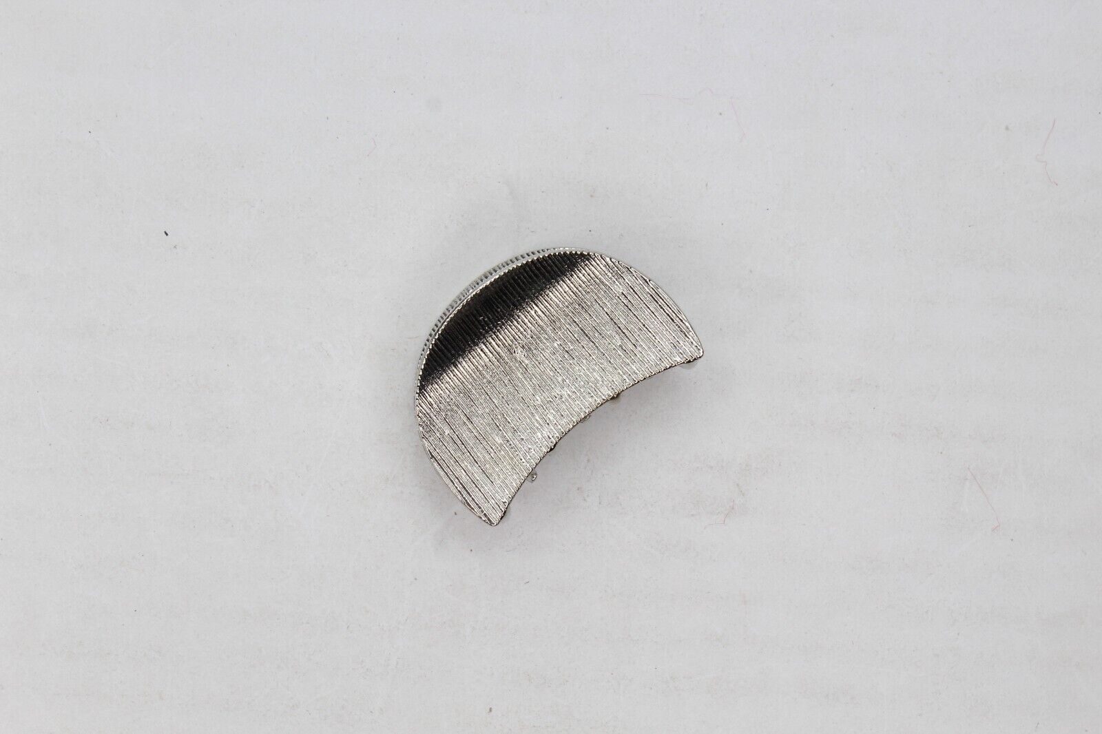 2x Lining Hair Claw Half Moon Shape Metal Hair Clips Jaw Clamp Hair Accessories