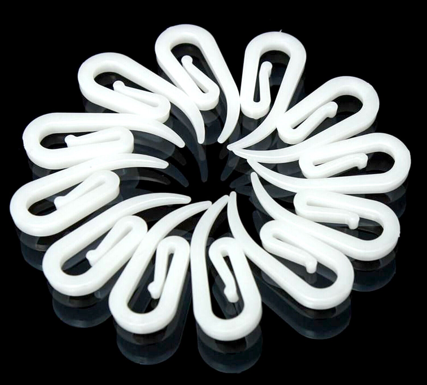 100x White Curtain Hooks For Ring Header Plastic Standard Stock Nylon Hook