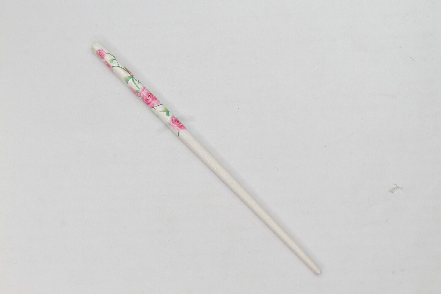 2x Wooden Unique Girls Bun Holder Japanese Style Floral Hair Wood Chopsticks