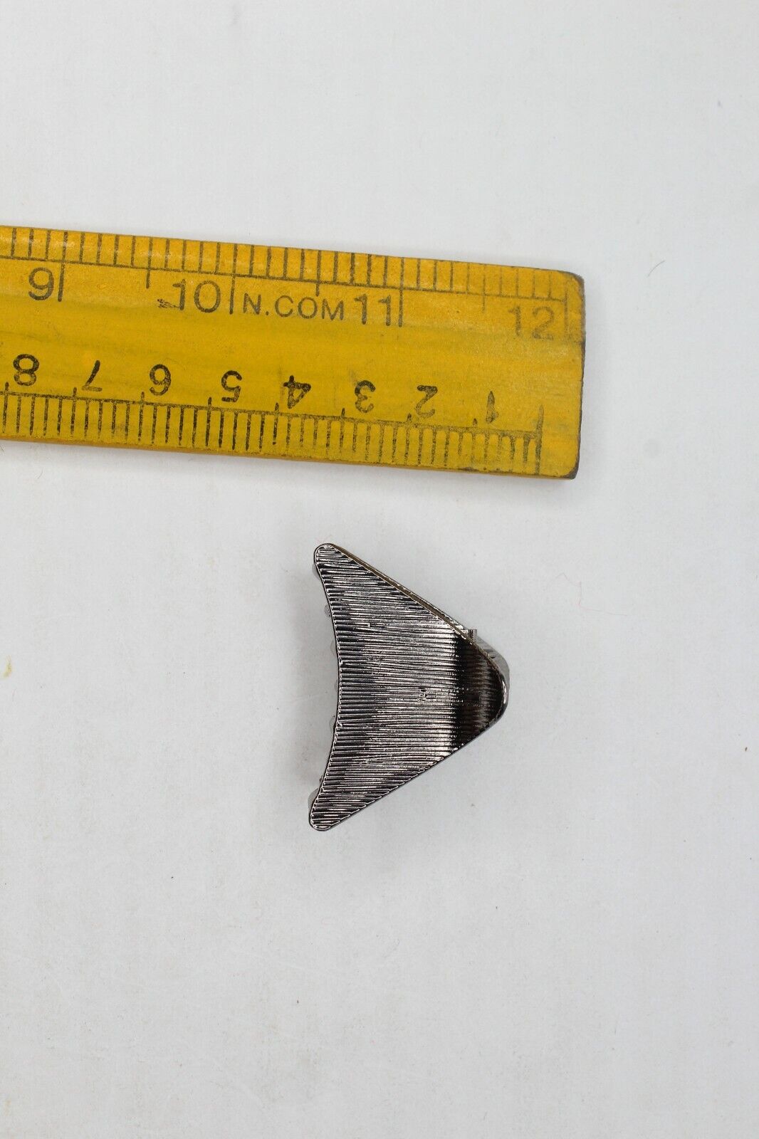 Hair Claw Clips Triangle Hair Clamp Non-Slip Strong Hold Metal Lining Hair Jaw