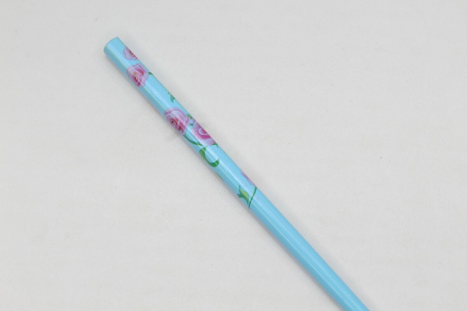 2x Wooden Unique Girls Bun Holder Japanese Style Floral Hair Wood Chopsticks