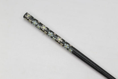2x Wooden Bun Holder Chinese Floral Hair Chopsticks Wood Sticks Unique Stick